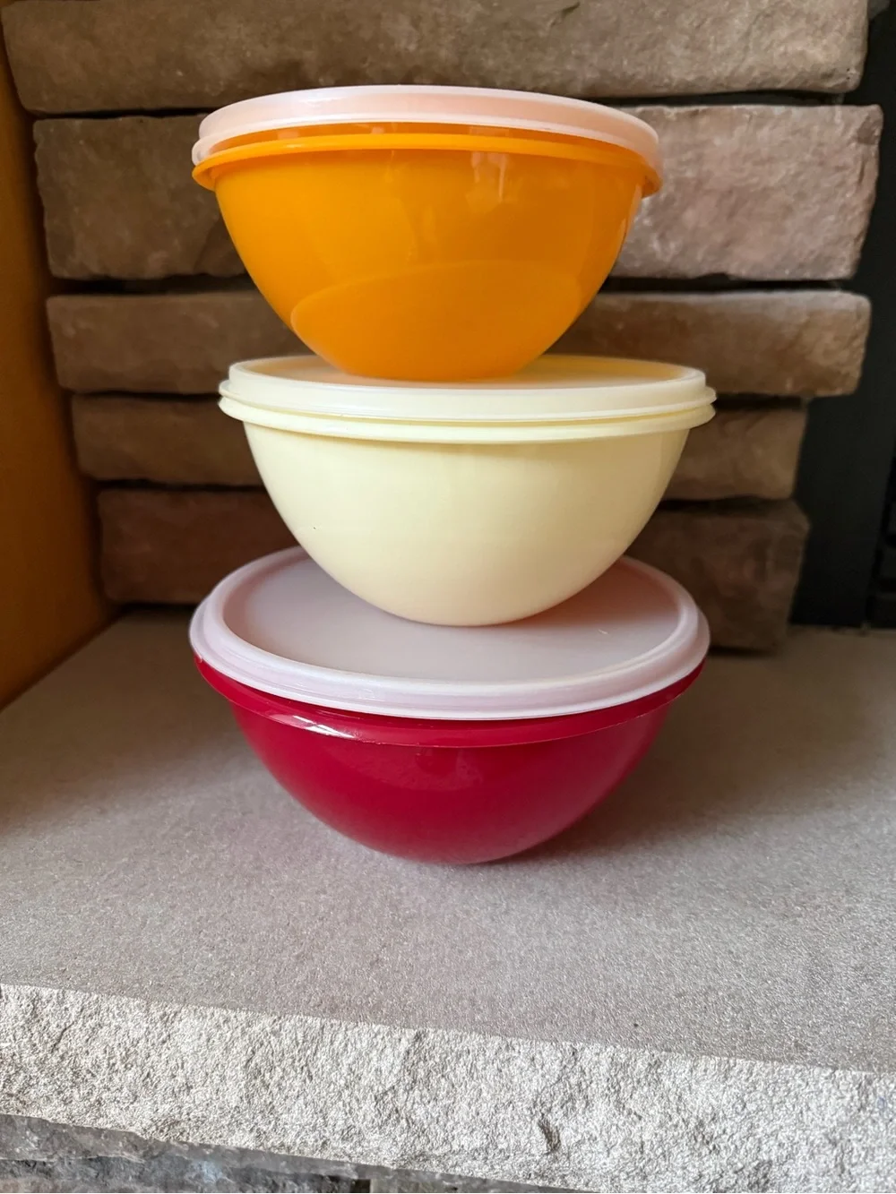 Tupperware vintage 1970s